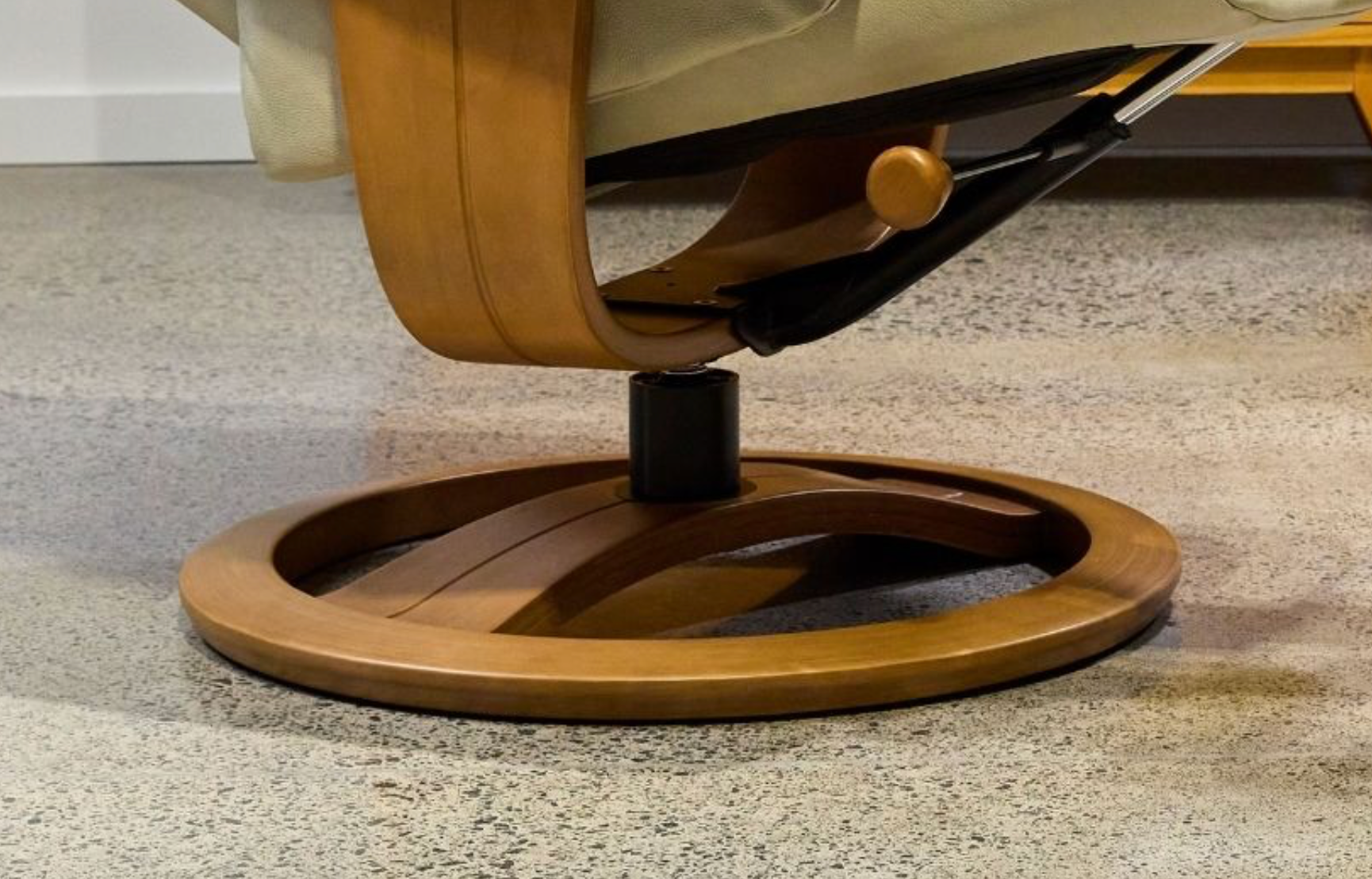 Swivel Cylinder - LazBoy Chairs
